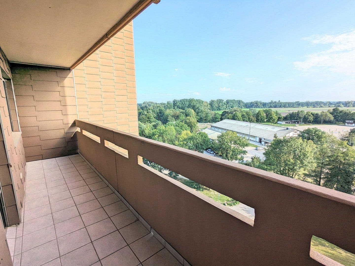 Prenájom bytu 2-izbový 67 m², Woogstr. 36, Neuhofen, Porýnie-Falcko Prenájom bytu 2-izbový 67 m², Woogstr. 36, Neuhofen, Porýnie-Falcko