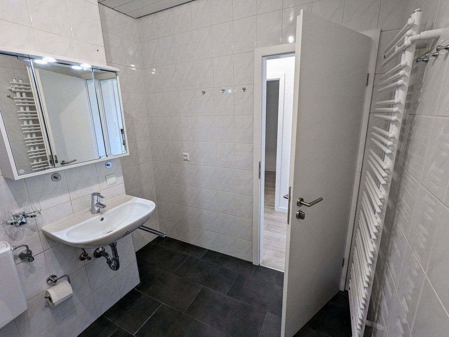 Prenájom bytu 2-izbový 67 m², Woogstr. 36, Neuhofen, Porýnie-Falcko Prenájom bytu 2-izbový 67 m², Woogstr. 36, Neuhofen, Porýnie-Falcko