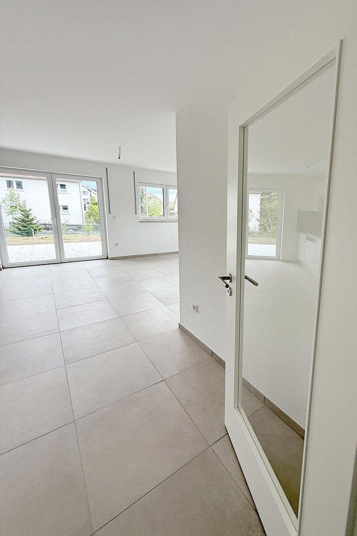 Prenájom bytu 4-izbový 95 m², An der Schwefelquelle 2, Schwandorf, Bavorsko Prenájom bytu 4-izbový 95 m², An der Schwefelquelle 2, Schwandorf, Bavorsko