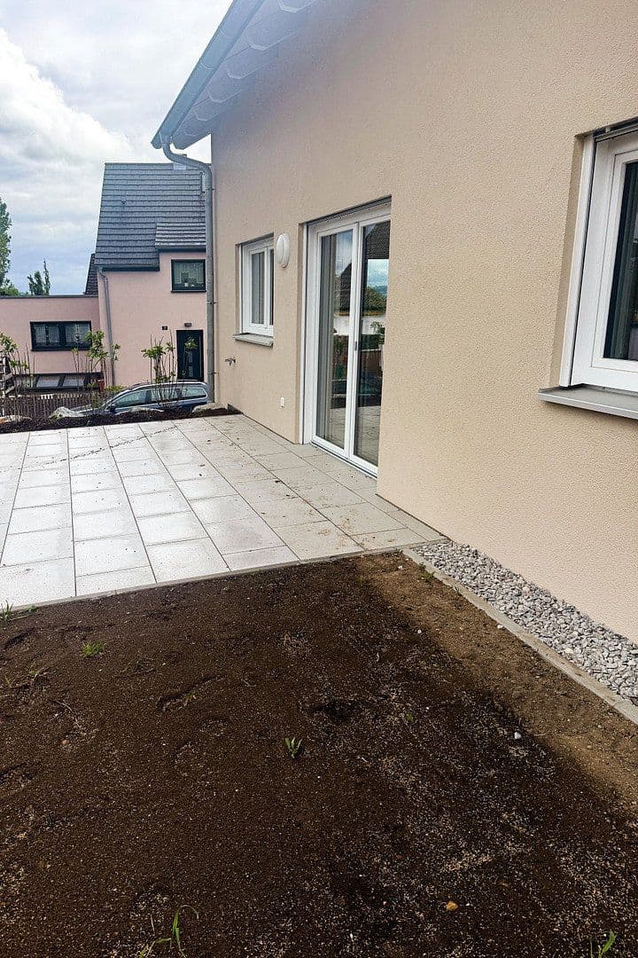 Prenájom bytu 4-izbový 95 m², An der Schwefelquelle 2, Schwandorf, Bavorsko Prenájom bytu 4-izbový 95 m², An der Schwefelquelle 2, Schwandorf, Bavorsko