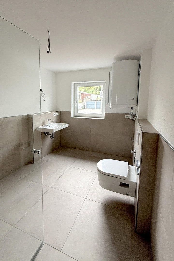 Prenájom bytu 4-izbový 95 m², An der Schwefelquelle 2, Schwandorf, Bavorsko Prenájom bytu 4-izbový 95 m², An der Schwefelquelle 2, Schwandorf, Bavorsko