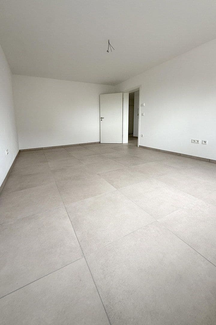 Prenájom bytu 4-izbový 95 m², An der Schwefelquelle 2, Schwandorf, Bavorsko Prenájom bytu 4-izbový 95 m², An der Schwefelquelle 2, Schwandorf, Bavorsko