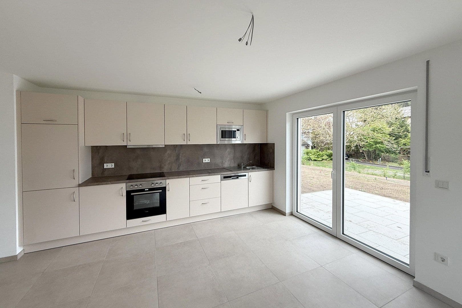 Prenájom bytu 4-izbový 95 m², An der Schwefelquelle 2, Schwandorf, Bavorsko Prenájom bytu 4-izbový 95 m², An der Schwefelquelle 2, Schwandorf, Bavorsko