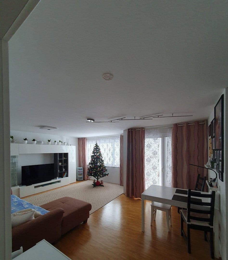 Predaj bytu 3-izbový 80 m², Elzach, Bádensko-Wurttembersko Predaj bytu 3-izbový 80 m², Elzach, Bádensko-Wurttembersko