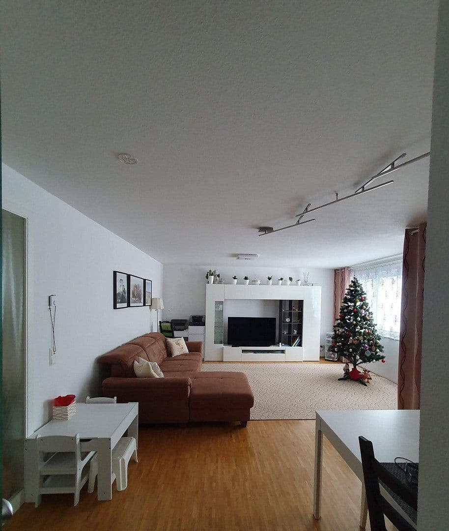 Predaj bytu 3-izbový 80 m², Elzach, Bádensko-Wurttembersko Predaj bytu 3-izbový 80 m², Elzach, Bádensko-Wurttembersko
