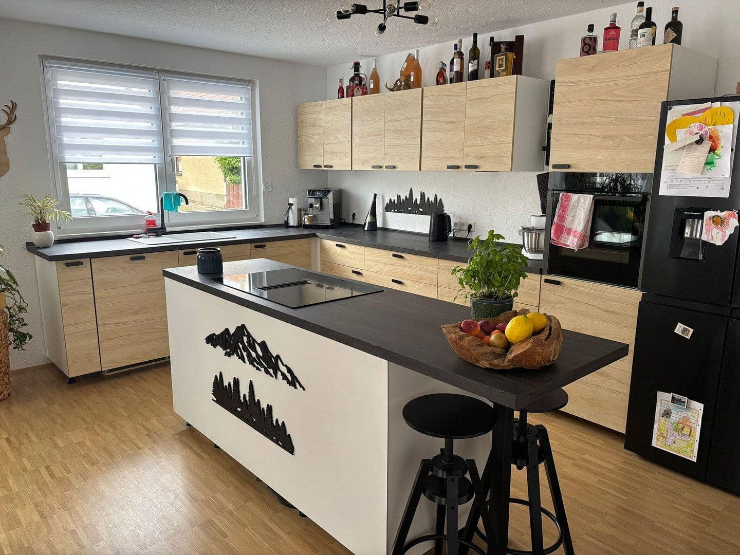 Prenájom domu 155 m², pozemek 8 m², Neureuter Hauptstraße 314, Karlsruhe, Bádensko-Wurttembersko Prenájom domu 155 m², pozemek 8 m², Neureuter Hauptstraße 314, Karlsruhe, Bádensko-Wurttembersko