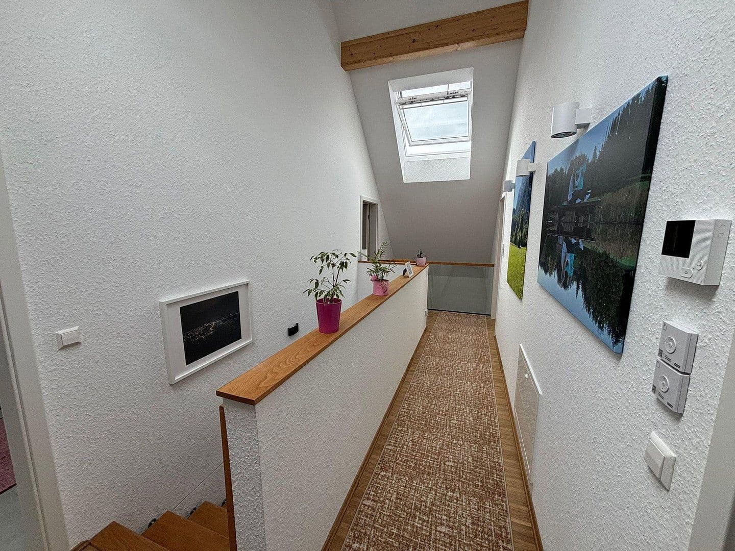 Prenájom domu 155 m², pozemek 8 m², Neureuter Hauptstraße 314, Karlsruhe, Bádensko-Wurttembersko Prenájom domu 155 m², pozemek 8 m², Neureuter Hauptstraße 314, Karlsruhe, Bádensko-Wurttembersko