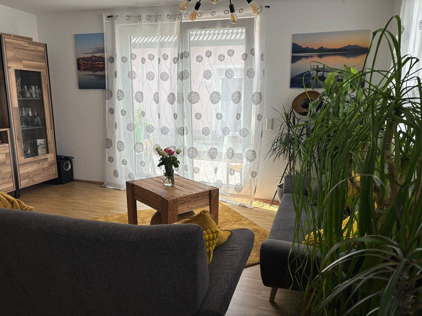 Prenájom domu 155 m², pozemek 8 m², Neureuter Hauptstraße 314, Karlsruhe, Bádensko-Wurttembersko Prenájom domu 155 m², pozemek 8 m², Neureuter Hauptstraße 314, Karlsruhe, Bádensko-Wurttembersko