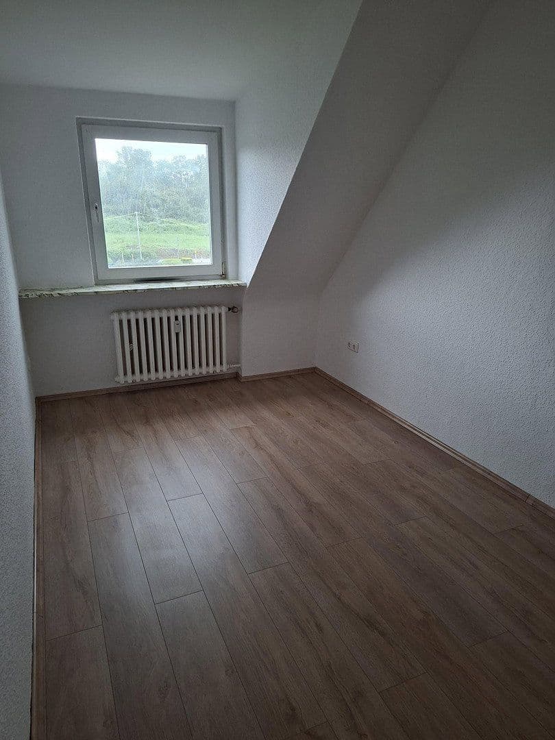 Prenájom bytu 3-izbový 76 m², Scheppmannskamp 9, Essen, Severné Porýnie - Westfálsko Prenájom bytu 3-izbový 76 m², Scheppmannskamp 9, Essen, Severné Porýnie - Westfálsko