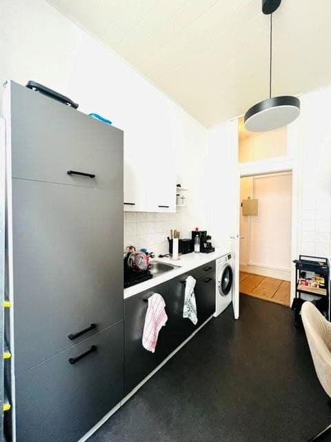 Prenájom bytu 2-izbový 50 m², Hartmann-Ibach-Straße 67, Frankfurt am Main, Hesensko Prenájom bytu 2-izbový 50 m², Hartmann-Ibach-Straße 67, Frankfurt am Main, Hesensko