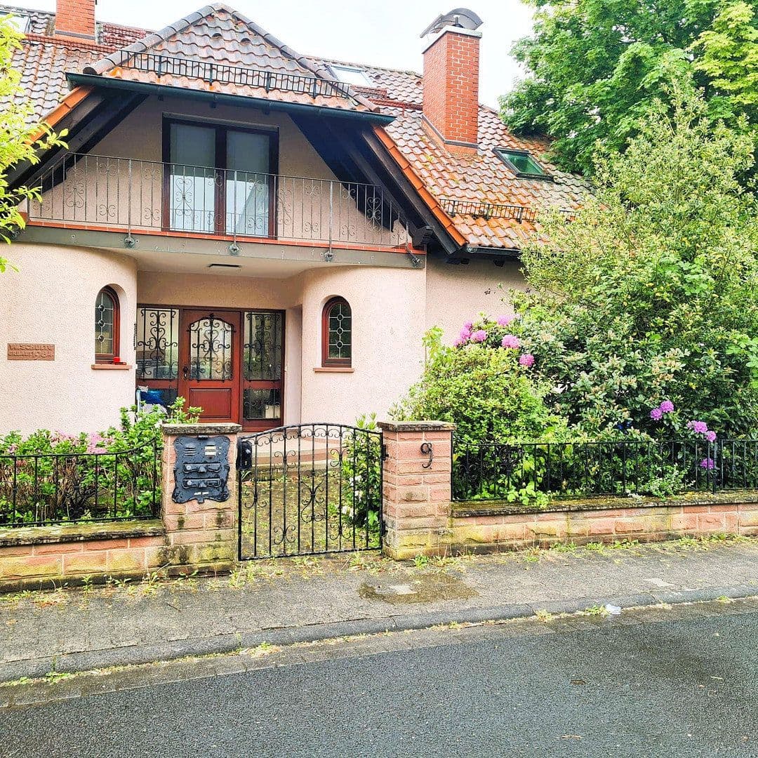 Prenájom bytu 4-izbový 120 m², Alzenau, Bavorsko Prenájom bytu 4-izbový 120 m², Alzenau, Bavorsko