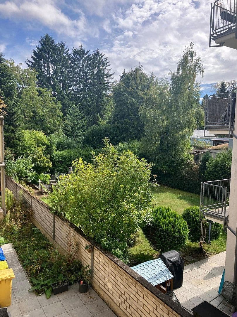 Prenájom bytu 2-izbový 56 m², Bonn, Severné Porýnie - Westfálsko Prenájom bytu 2-izbový 56 m², Bonn, Severné Porýnie - Westfálsko