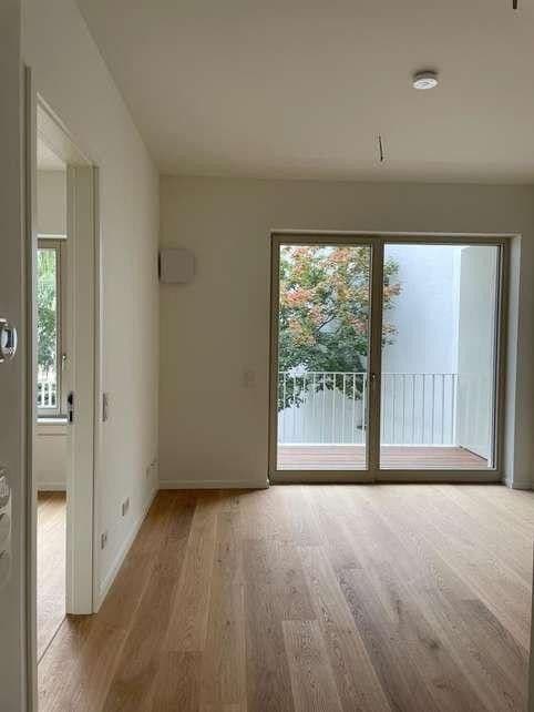 Prenájom bytu 2-izbový 34 m², Urbanstraße 52, Berlin, Berlín Prenájom bytu 2-izbový 34 m², Urbanstraße 52, Berlin, Berlín