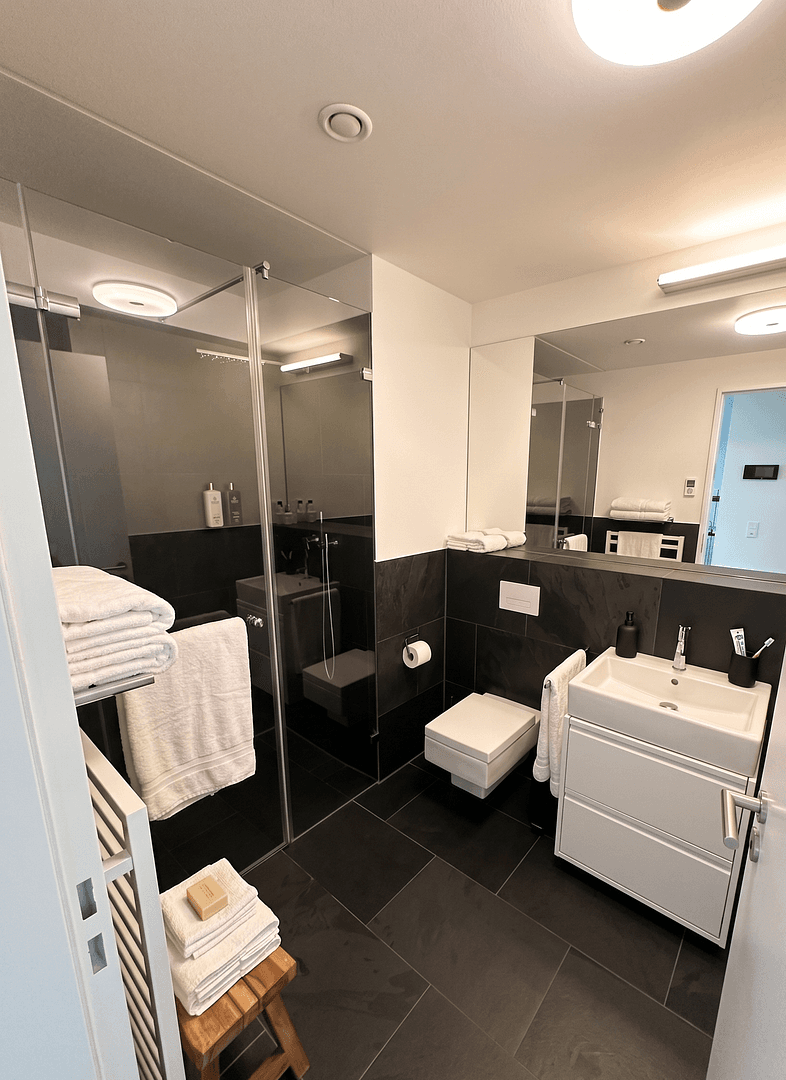 Prenájom bytu 2-izbový 70 m², Hainer Weg 80, Frankfurt, Hesensko Prenájom bytu 2-izbový 70 m², Hainer Weg 80, Frankfurt, Hesensko