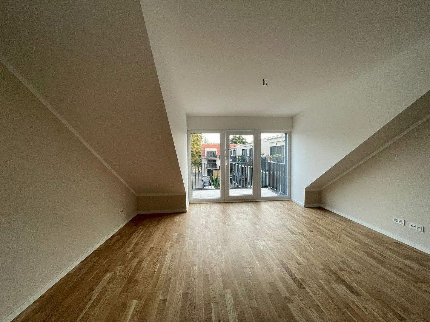 Prenájom bytu 2-izbový 57 m², Falkenhagener Str., Falkensee, Brandenbursko Prenájom bytu 2-izbový 57 m², Falkenhagener Str., Falkensee, Brandenbursko