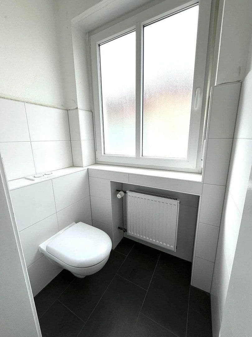 Prenájom bytu 4-izbový 125 m², tiedgestraße 4a, Hannover, Dolné Sasko Prenájom bytu 4-izbový 125 m², tiedgestraße 4a, Hannover, Dolné Sasko