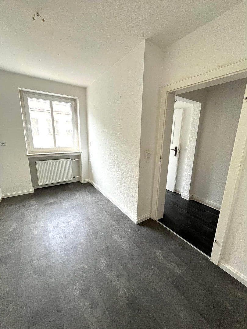 Prenájom bytu 4-izbový 125 m², tiedgestraße 4a, Hannover, Dolné Sasko Prenájom bytu 4-izbový 125 m², tiedgestraße 4a, Hannover, Dolné Sasko
