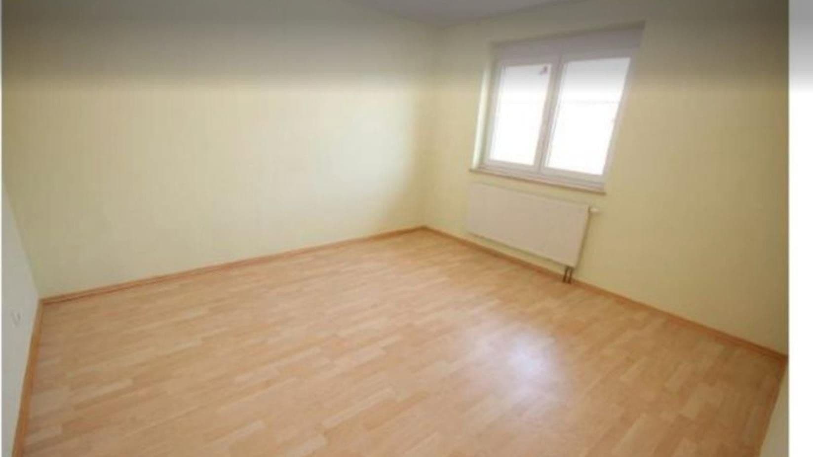 Prenájom domu 124 m², pozemek 150 m², Kaufering, Bavorsko Prenájom domu 124 m², pozemek 150 m², Kaufering, Bavorsko