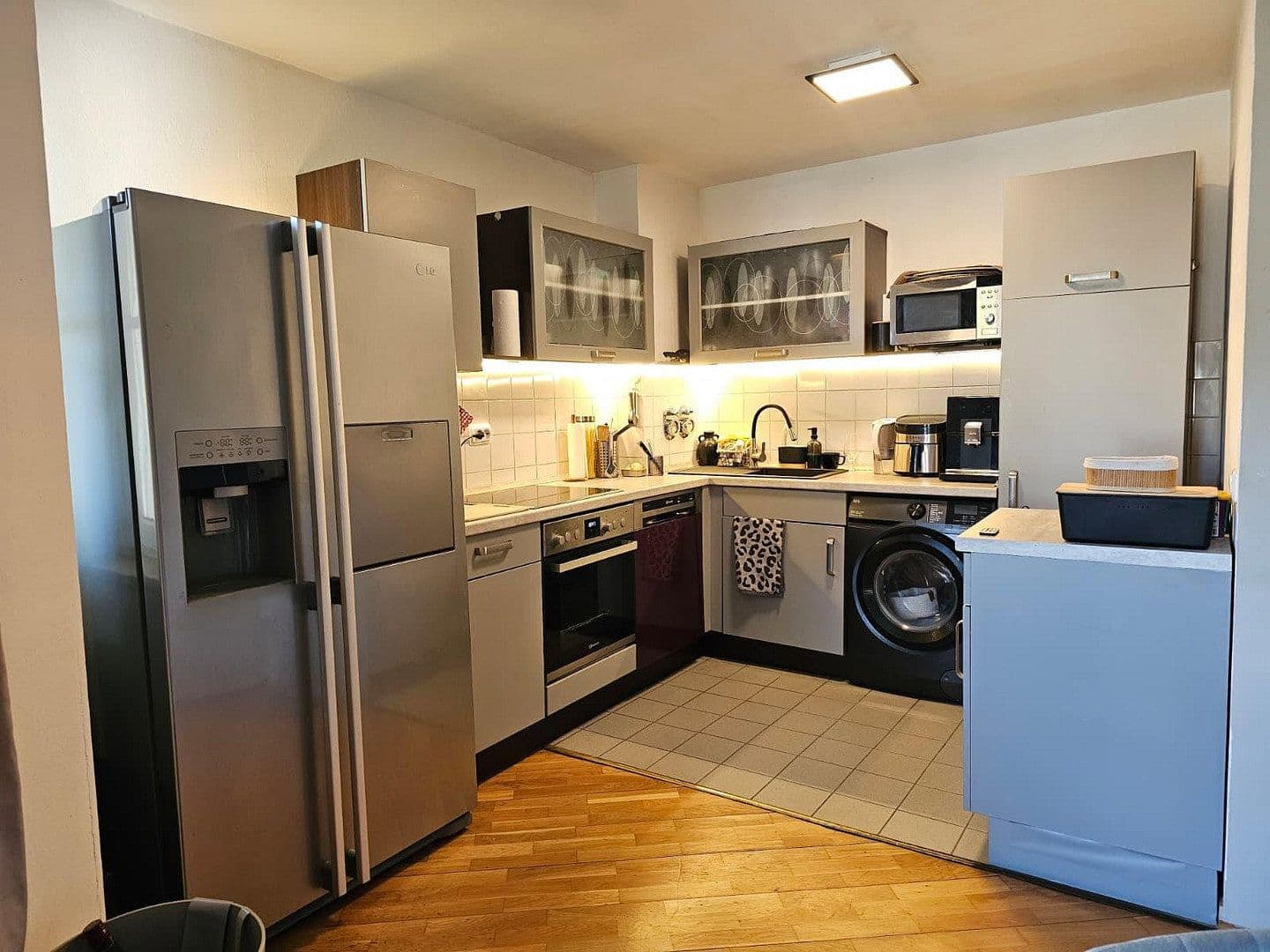 Prenájom bytu 3-izbový 72 m², Feldmochingerstraße 210-212, München, Bavorsko Prenájom bytu 3-izbový 72 m², Feldmochingerstraße 210-212, München, Bavorsko