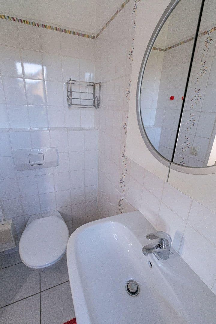 Predaj domu 98 m², pozemek 210 m², Nienbrügger Weg 18, Kiel, Šlezvicko-Holštajnsko Predaj domu 98 m², pozemek 210 m², Nienbrügger Weg 18, Kiel, Šlezvicko-Holštajnsko