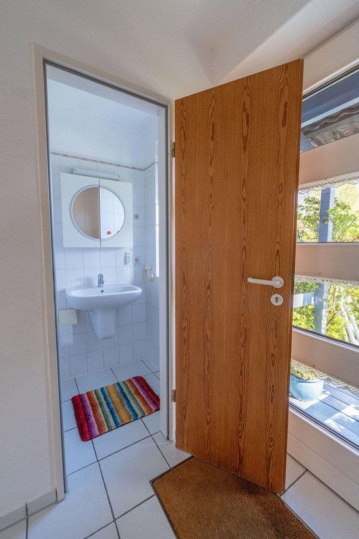 Predaj domu 98 m², pozemek 210 m², Nienbrügger Weg 18, Kiel, Šlezvicko-Holštajnsko Predaj domu 98 m², pozemek 210 m², Nienbrügger Weg 18, Kiel, Šlezvicko-Holštajnsko