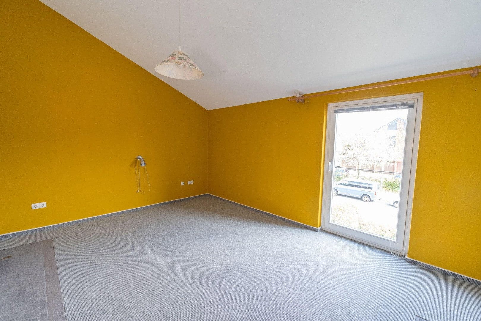 Predaj domu 98 m², pozemek 210 m², Nienbrügger Weg 18, Kiel, Šlezvicko-Holštajnsko Predaj domu 98 m², pozemek 210 m², Nienbrügger Weg 18, Kiel, Šlezvicko-Holštajnsko