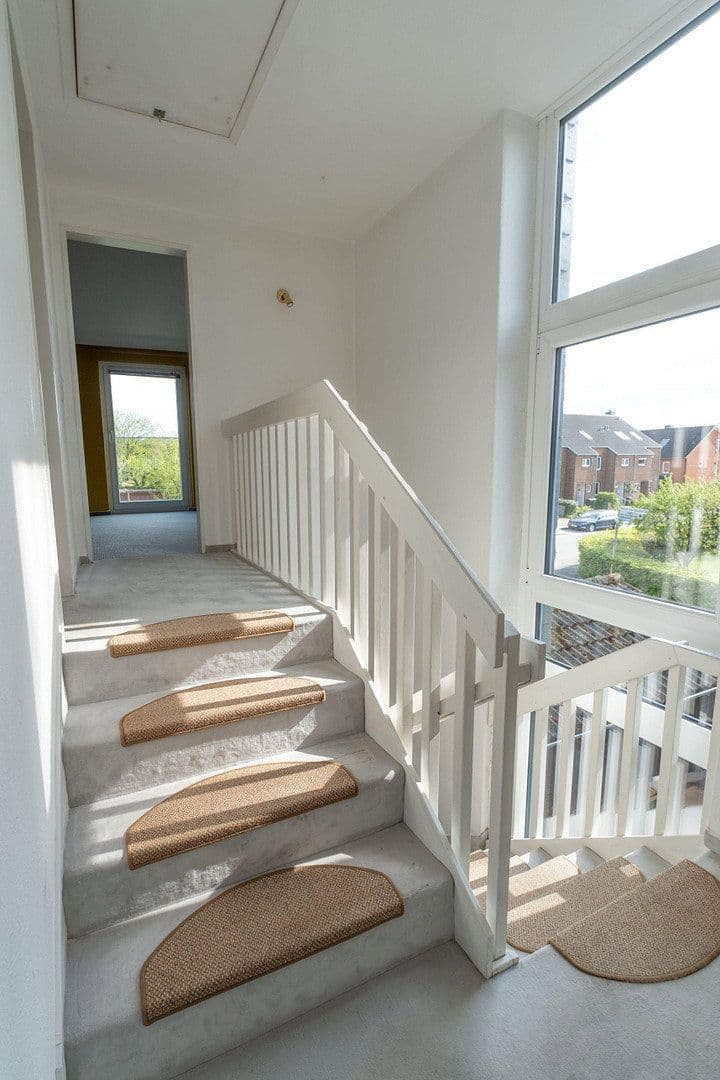 Predaj domu 98 m², pozemek 210 m², Nienbrügger Weg 18, Kiel, Šlezvicko-Holštajnsko Predaj domu 98 m², pozemek 210 m², Nienbrügger Weg 18, Kiel, Šlezvicko-Holštajnsko