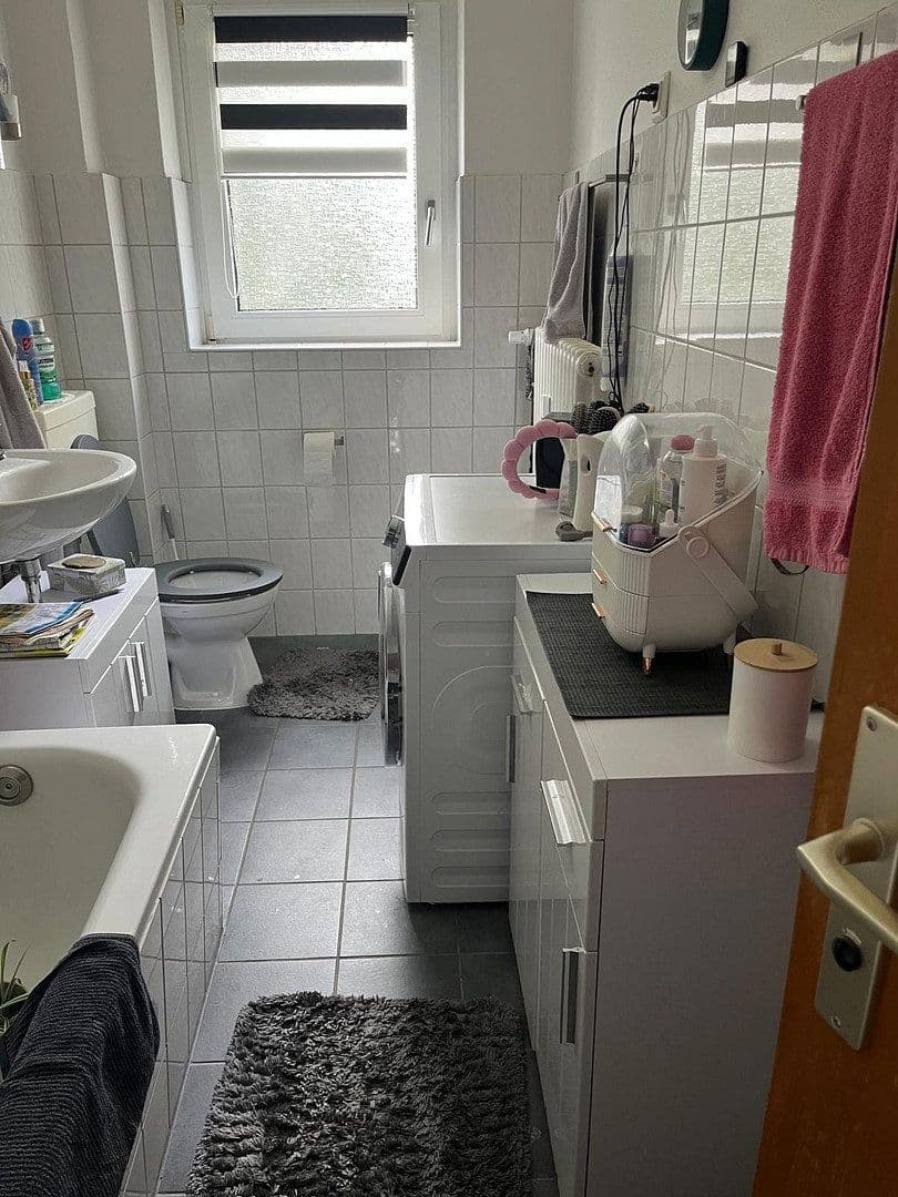 Prenájom bytu 3-izbový 76 m², Rauendalstraße 17, Witten, Severné Porýnie - Westfálsko Prenájom bytu 3-izbový 76 m², Rauendalstraße 17, Witten, Severné Porýnie - Westfálsko