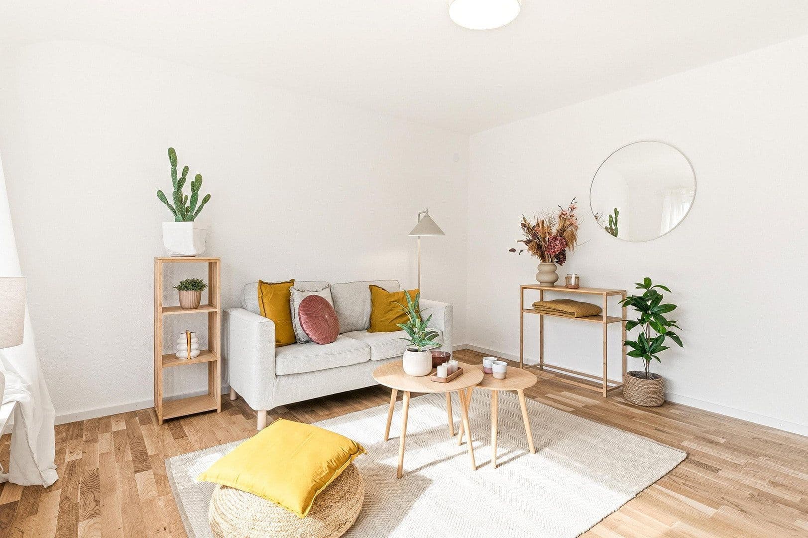 Prenájom bytu 3-izbový 77 m², Mirabellenstrasse 74, Stuttgart Obertürkheim, Bádensko-Wurttembersko Prenájom bytu 3-izbový 77 m², Mirabellenstrasse 74, Stuttgart Obertürkheim, Bádensko-Wurttembersko