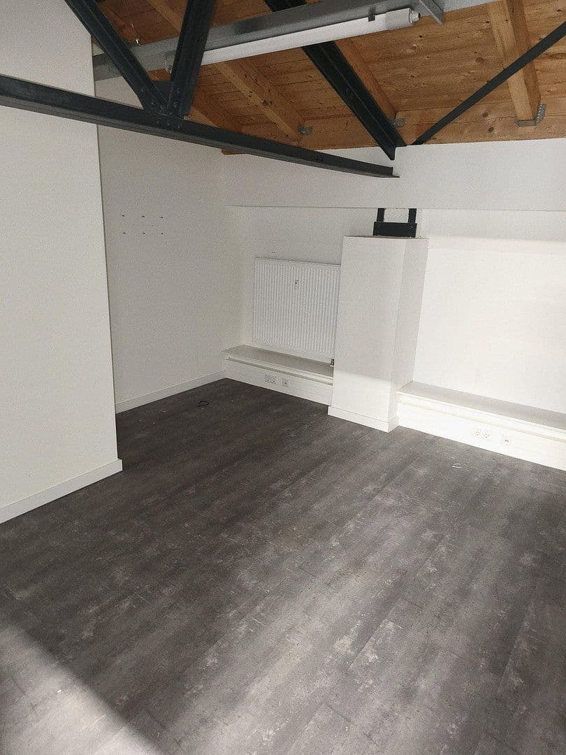 Prenájom kancelárie 565 m², Ringbahnstraße 22-30, Berlin, Berlín Prenájom kancelárie 565 m², Ringbahnstraße 22-30, Berlin, Berlín