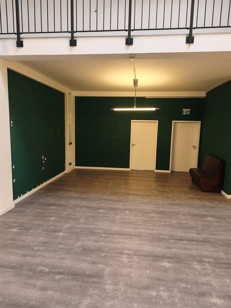 Prenájom kancelárie 565 m², Ringbahnstraße 22-30, Berlin, Berlín Prenájom kancelárie 565 m², Ringbahnstraße 22-30, Berlin, Berlín