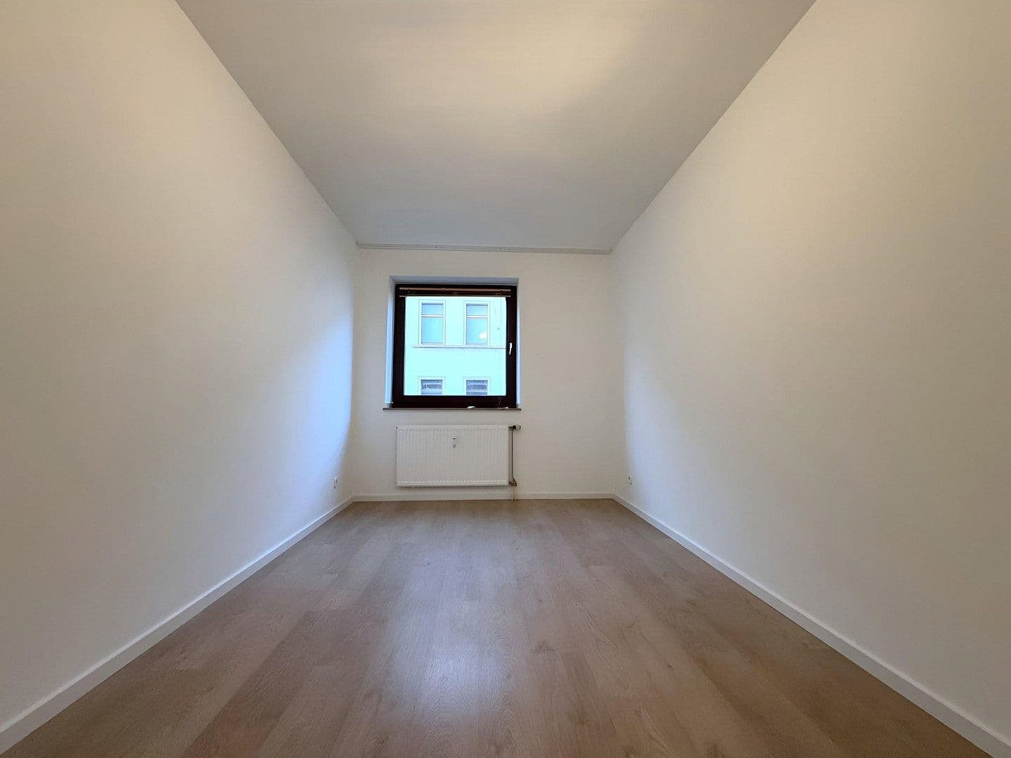 Predaj bytu 3-izbový 101 m², Alte Linner Str. 42, Krefeld, Severné Porýnie - Westfálsko Predaj bytu 3-izbový 101 m², Alte Linner Str. 42, Krefeld, Severné Porýnie - Westfálsko