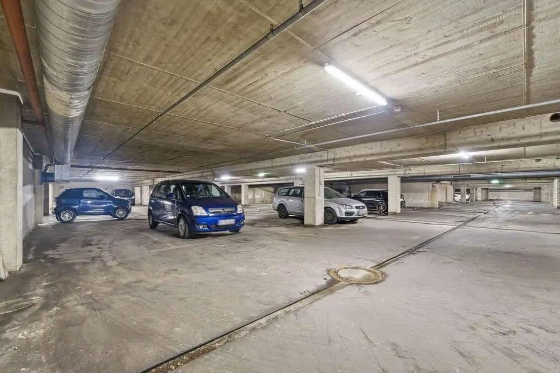 Predaj bytu 3-izbový 101 m², Alte Linner Str. 42, Krefeld, Severné Porýnie - Westfálsko Predaj bytu 3-izbový 101 m², Alte Linner Str. 42, Krefeld, Severné Porýnie - Westfálsko