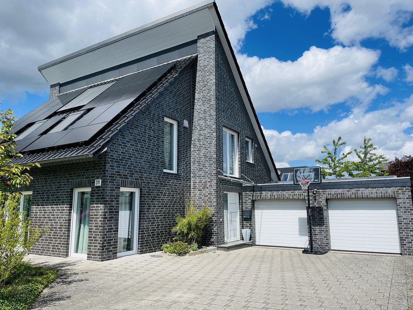 Predaj domu 176 m², pozemek 785 m², Lüneburg, Dolné Sasko Predaj domu 176 m², pozemek 785 m², Lüneburg, Dolné Sasko