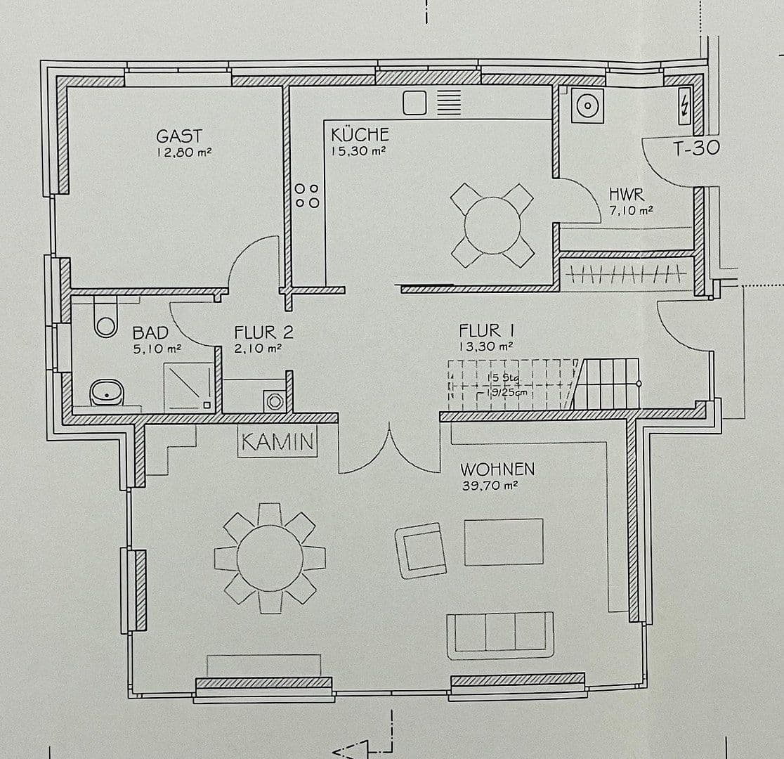 Predaj domu 176 m², pozemek 785 m², Lüneburg, Dolné Sasko Predaj domu 176 m², pozemek 785 m², Lüneburg, Dolné Sasko