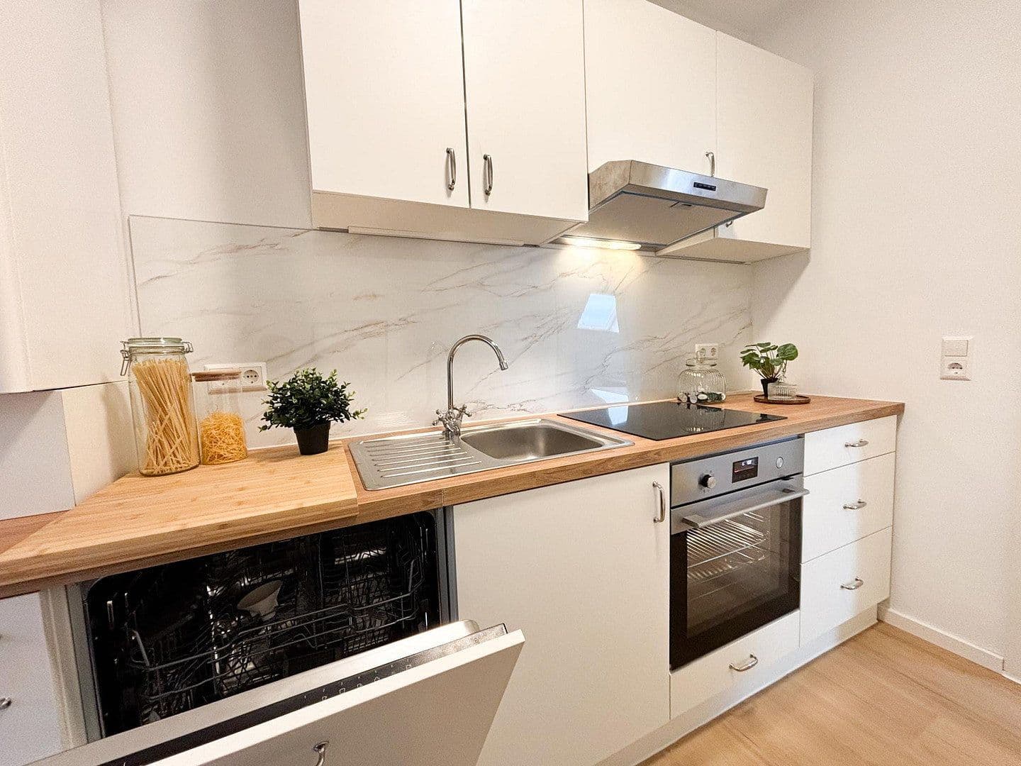 Predaj bytu 4-izbový 76 m², Stuttgart, Bádensko-Wurttembersko Predaj bytu 4-izbový 76 m², Stuttgart, Bádensko-Wurttembersko