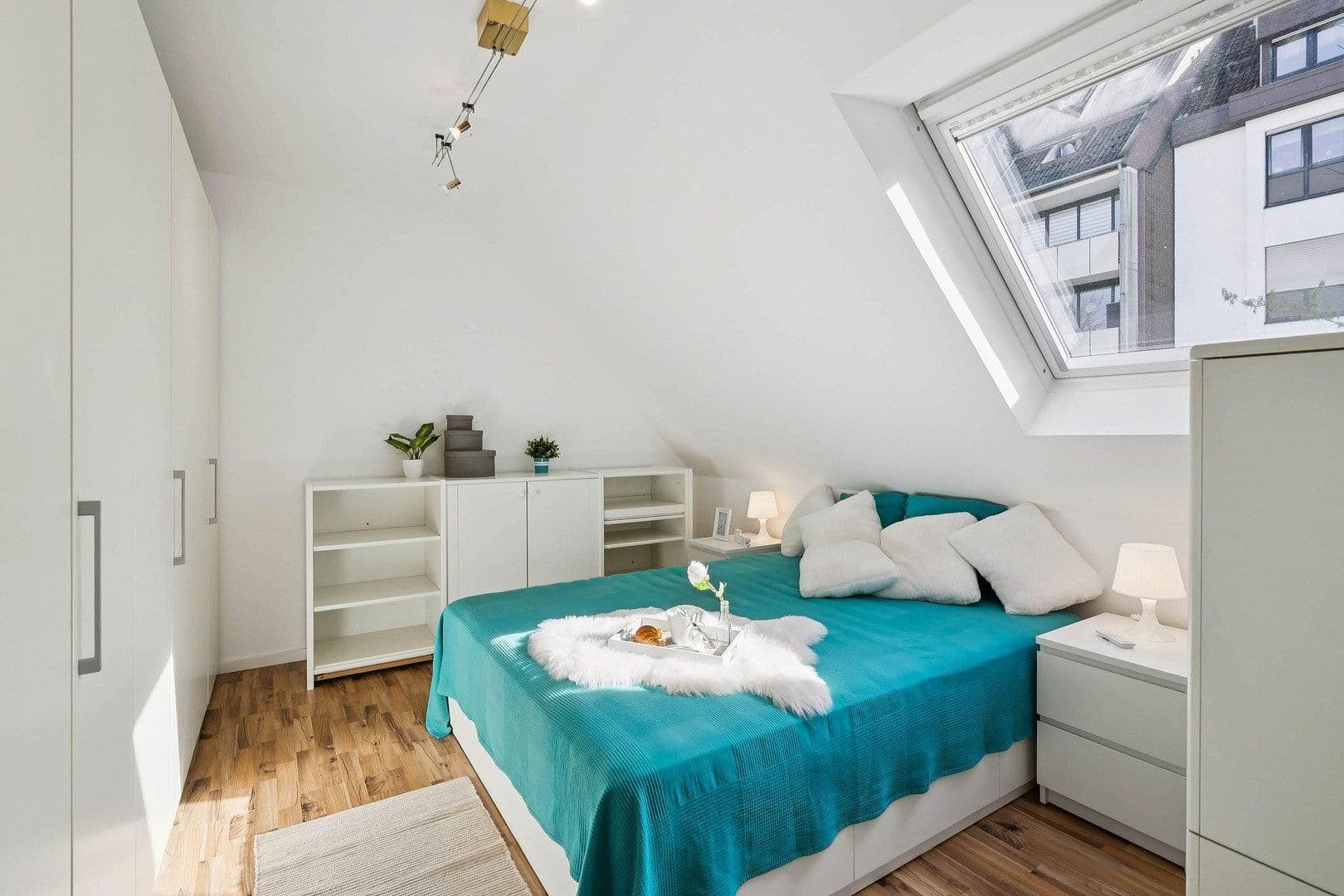 Prenájom bytu 3-izbový 96 m², Vorstadtstr. 17, Saarbrücken, Sársko Prenájom bytu 3-izbový 96 m², Vorstadtstr. 17, Saarbrücken, Sársko