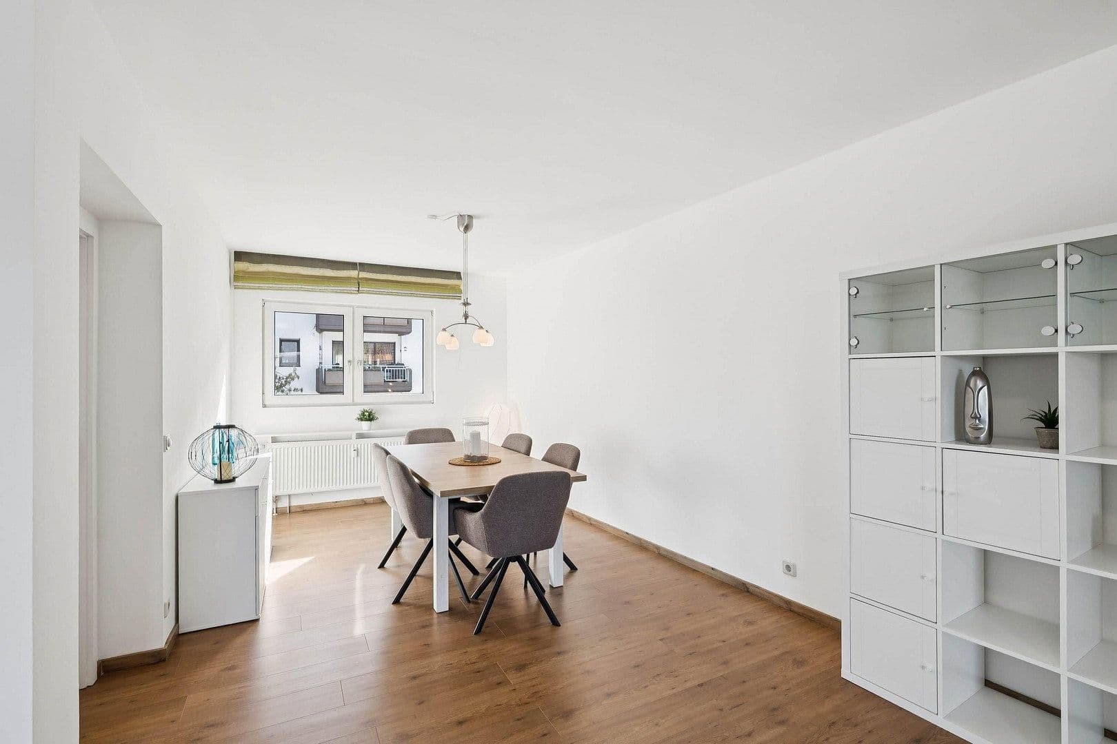 Prenájom bytu 3-izbový 96 m², Vorstadtstr. 17, Saarbrücken, Sársko Prenájom bytu 3-izbový 96 m², Vorstadtstr. 17, Saarbrücken, Sársko
