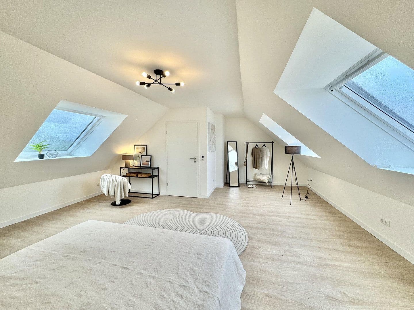 Predaj bytu 4-izbový 132 m², Lübeck, Šlezvicko-Holštajnsko Predaj bytu 4-izbový 132 m², Lübeck, Šlezvicko-Holštajnsko