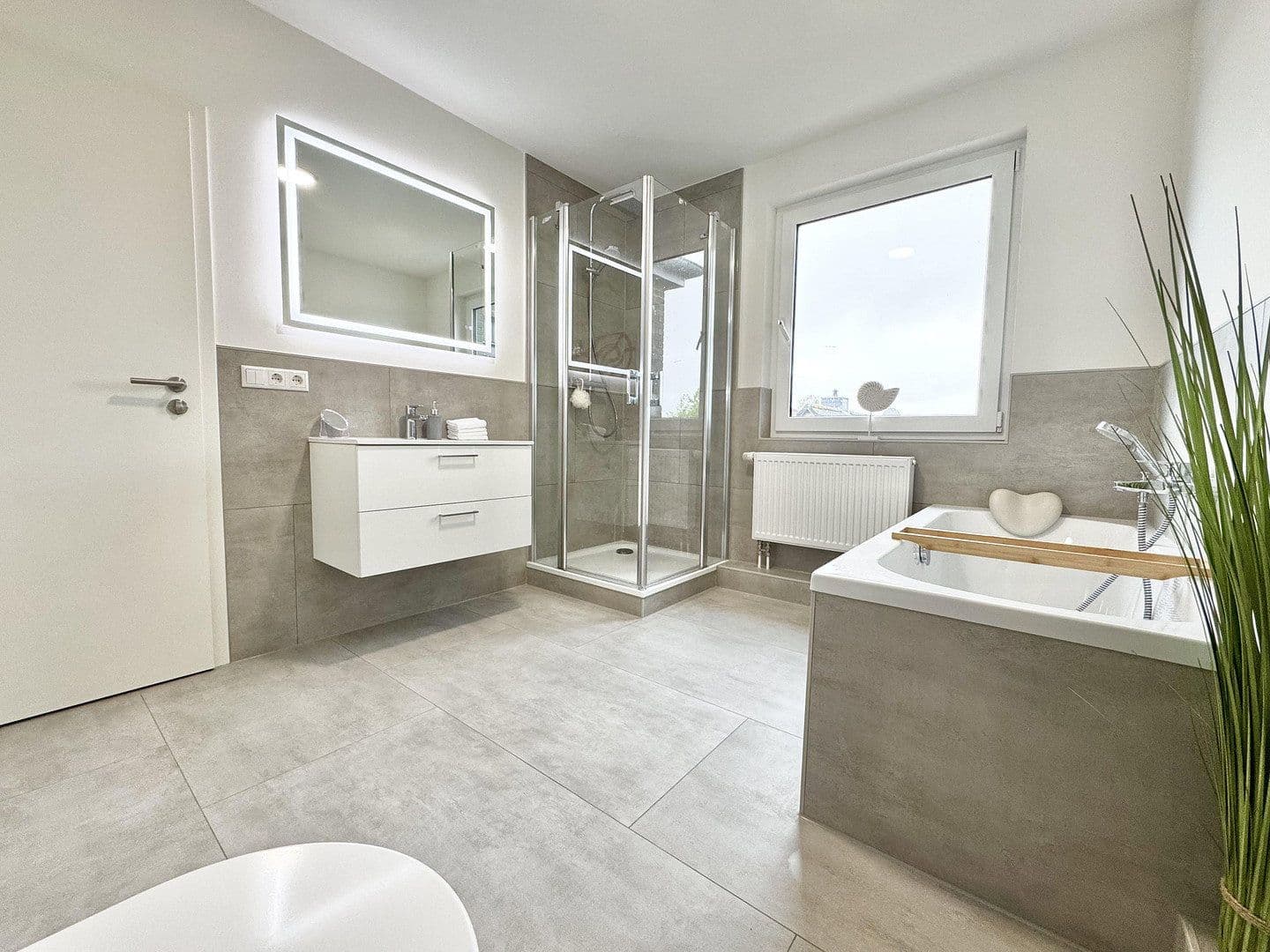 Predaj bytu 4-izbový 132 m², Lübeck, Šlezvicko-Holštajnsko Predaj bytu 4-izbový 132 m², Lübeck, Šlezvicko-Holštajnsko