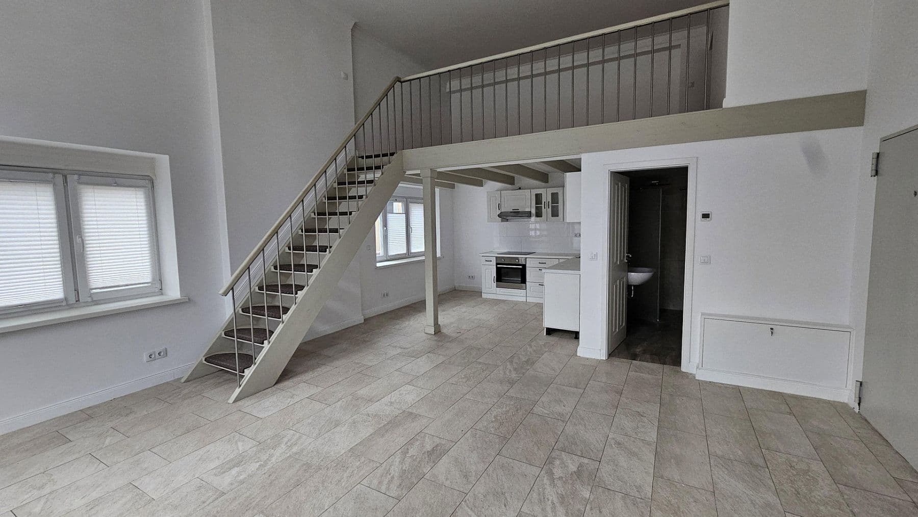 Prenájom bytu 2-izbový 61 m², Tiergartenstr. 7, Königs Wusterhausen, Brandenbursko Prenájom bytu 2-izbový 61 m², Tiergartenstr. 7, Königs Wusterhausen, Brandenbursko