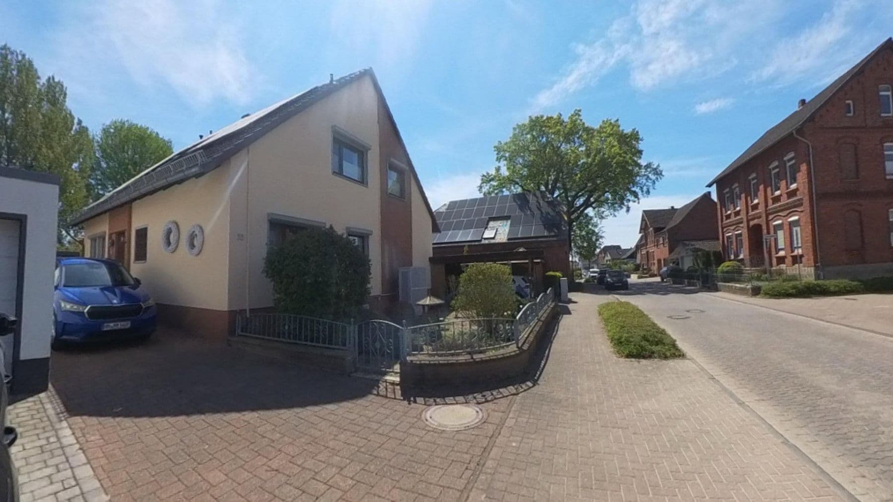 Predaj domu 200 m², pozemek 881 m², Hameln, Dolné Sasko Predaj domu 200 m², pozemek 881 m², Hameln, Dolné Sasko