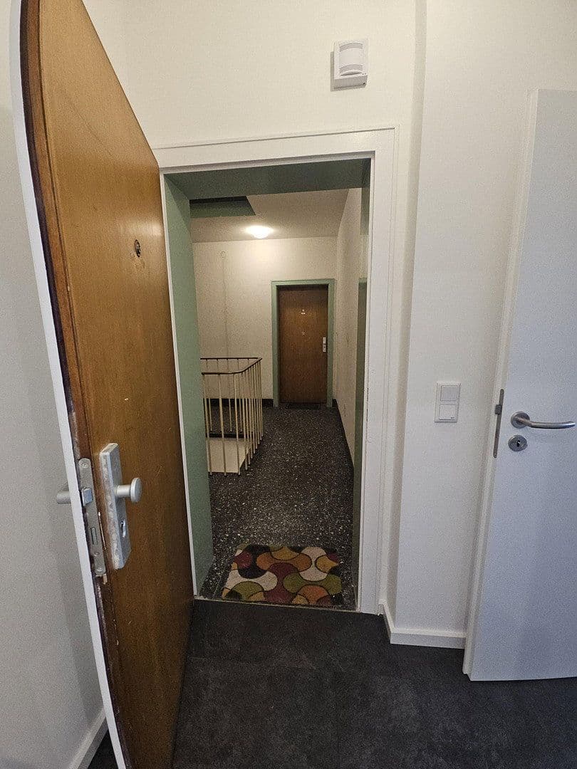 Prenájom bytu 1-izbový 30 m², Düsseldorf, Severné Porýnie - Westfálsko Prenájom bytu 1-izbový 30 m², Düsseldorf, Severné Porýnie - Westfálsko