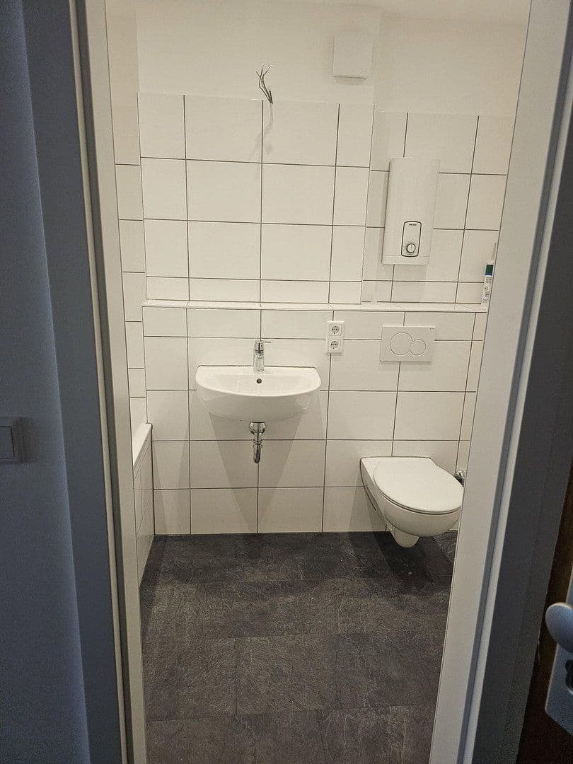 Prenájom bytu 1-izbový 30 m², Düsseldorf, Severné Porýnie - Westfálsko Prenájom bytu 1-izbový 30 m², Düsseldorf, Severné Porýnie - Westfálsko