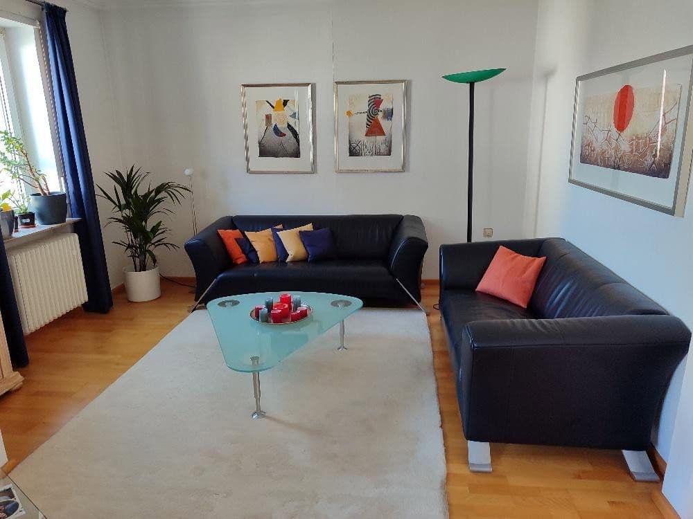 Predaj domu 130 m², pozemek 673 m², Schwalbach am Taunus, Hesensko Predaj domu 130 m², pozemek 673 m², Schwalbach am Taunus, Hesensko