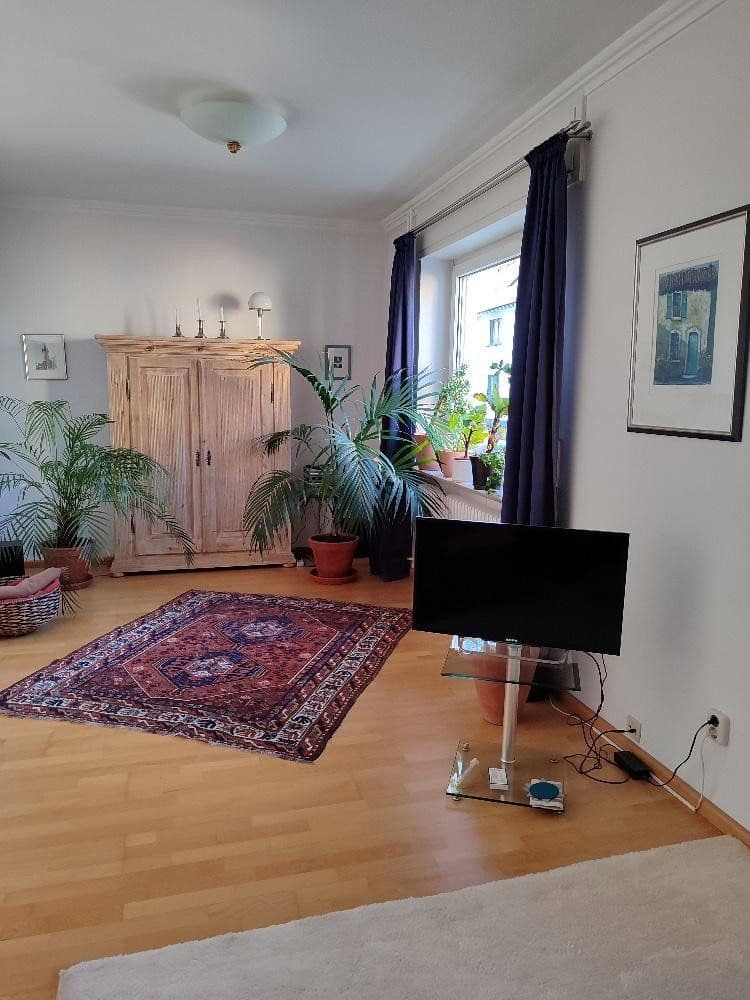 Predaj domu 130 m², pozemek 673 m², Schwalbach am Taunus, Hesensko Predaj domu 130 m², pozemek 673 m², Schwalbach am Taunus, Hesensko