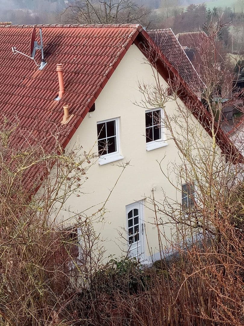 Predaj domu 140 m², pozemek 1.300 m², Bad Rodach, Bavorsko Predaj domu 140 m², pozemek 1.300 m², Bad Rodach, Bavorsko