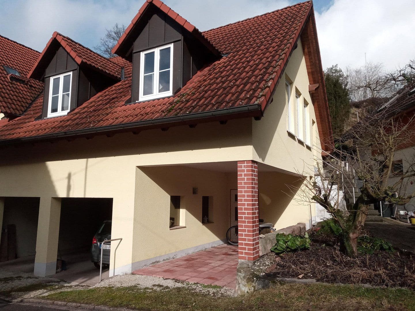 Predaj domu 140 m², pozemek 1.300 m², Bad Rodach, Bavorsko Predaj domu 140 m², pozemek 1.300 m², Bad Rodach, Bavorsko