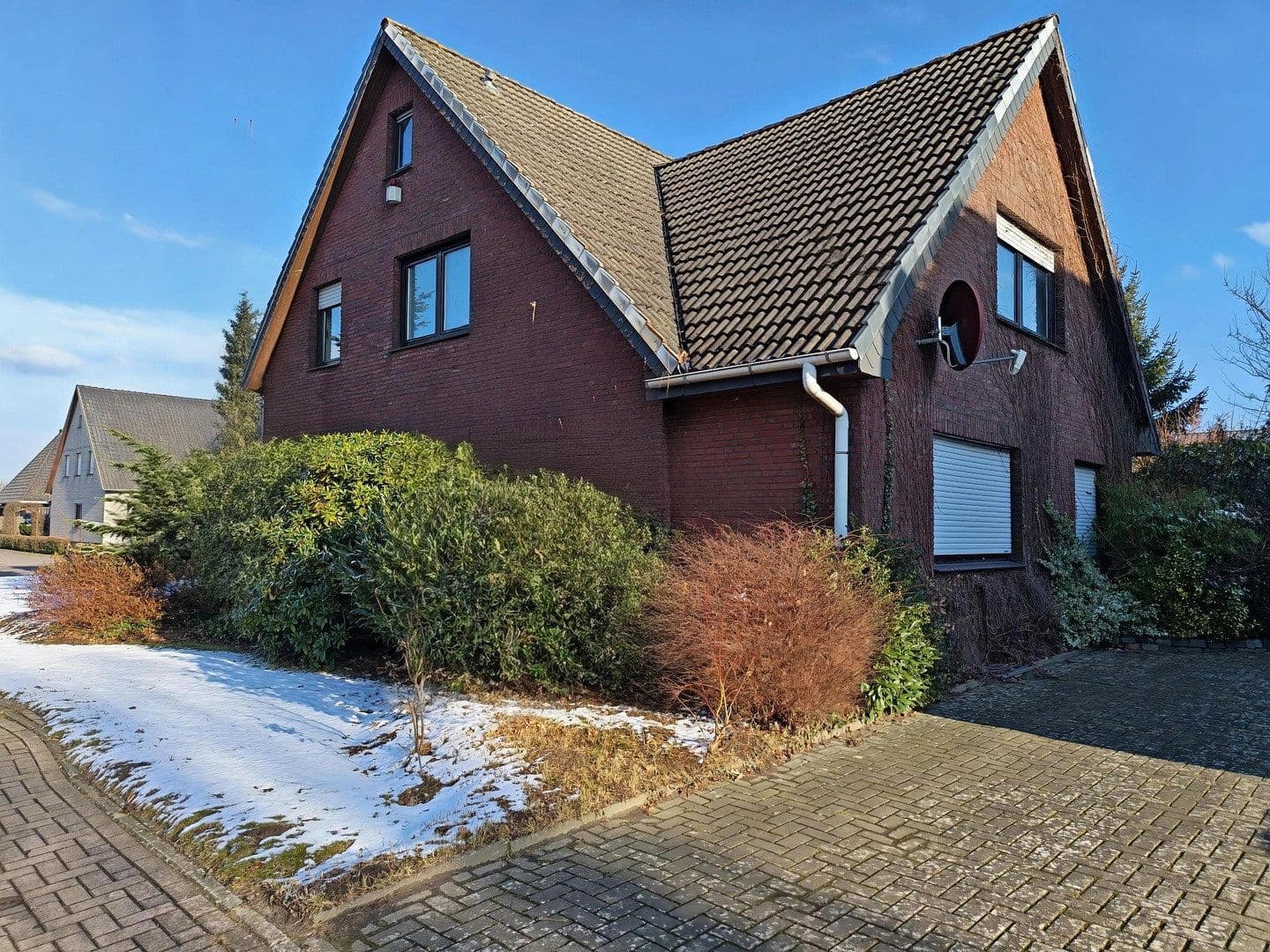 Predaj domu 250 m², pozemek 885 m², Twistringen, Dolné Sasko Predaj domu 250 m², pozemek 885 m², Twistringen, Dolné Sasko