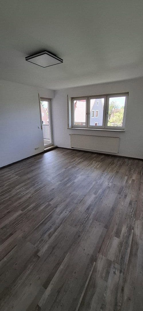 Prenájom bytu 3-izbový 73 m², Bubenreuth, Bavorsko Prenájom bytu 3-izbový 73 m², Bubenreuth, Bavorsko